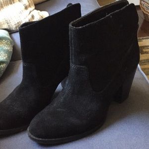 Nine West suede booties size 6.5